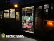 У Шуменському мікрорайоні Херсона атакували маршрутку з людьми