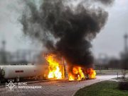 ДСНС ліквідувала пожежу на АЗС після удару дрона у Херсоні