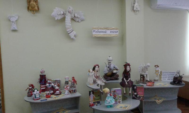 В Херсоне открылась выставка авторских кукол