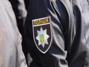 Поліція Херсонської області успішно евакуювала літнього чоловіка з прифронтової зони (відео)