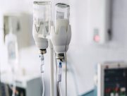 У Херсоні внаслідок дронової атаки постраждали троє людей