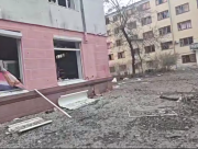 Шість "прильотів" за півгодини: наслідки обстрілу житлових кварталів Херсона (ВІДЕО)