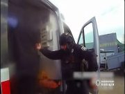 Поліцейські евакуювали тяжкохворих з фронтового Берислава Херсонської області (ВІДЕО)