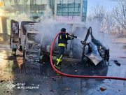 Пожежа у багатоповерхівці та поранений чоловік: наслідки ранкових атак у Херсоні