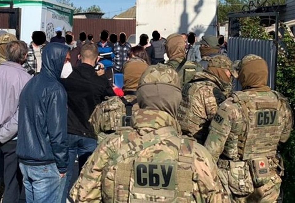 рабовласники, видео, центр