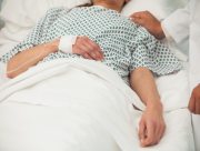 Ворожий обстріл середмістя Херсона: одна людина загинула, двоє у тяжкому стані