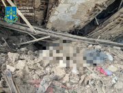 В результаті нічних обстрілів Дніпровського району міста є загибла жінка