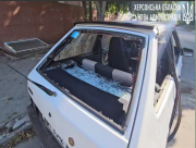 У Херсоні росіяни атакували цивільну автівку: поранено двох людей