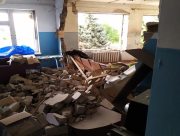 Удар дрона по селищу Дудчани: пошкоджено адміністративну будівлю