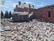 Російська авіація завдала удару по Центральному району Херсона, загинув чоловік (ВІДЕО)