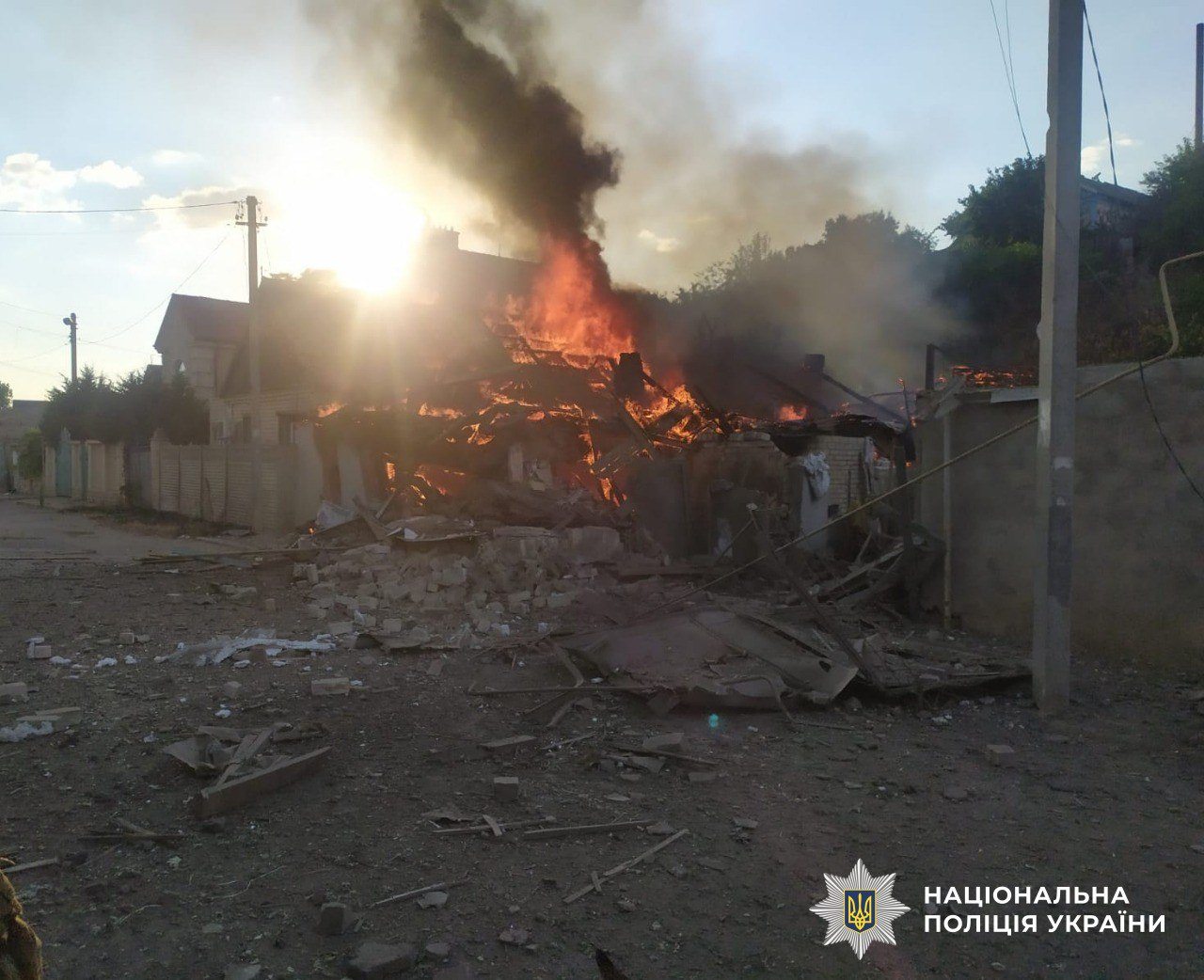 Двоє, загиблих, 11 поранених, наслідки, російських, обстрілів, Херсонщини, окупанти, атакували, Дніпровський, район, Херсона, керовані, авіабомби, пошкодили, автомобільний, міст, газогін, приватні, будинки, багатоповерхівку