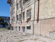 Російські обстріли Херсонщини: загинула жінка, двоє людей поранено, зруйновано лікарню та житло