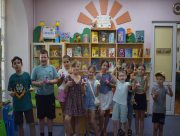 У Миколаєві для дітей з Херсонщини провели патріотичний майстер-клас (ФОТО) У Миколаєві для дітей з Херсонщини провели патріотичний майстер-клас (ФОТО)