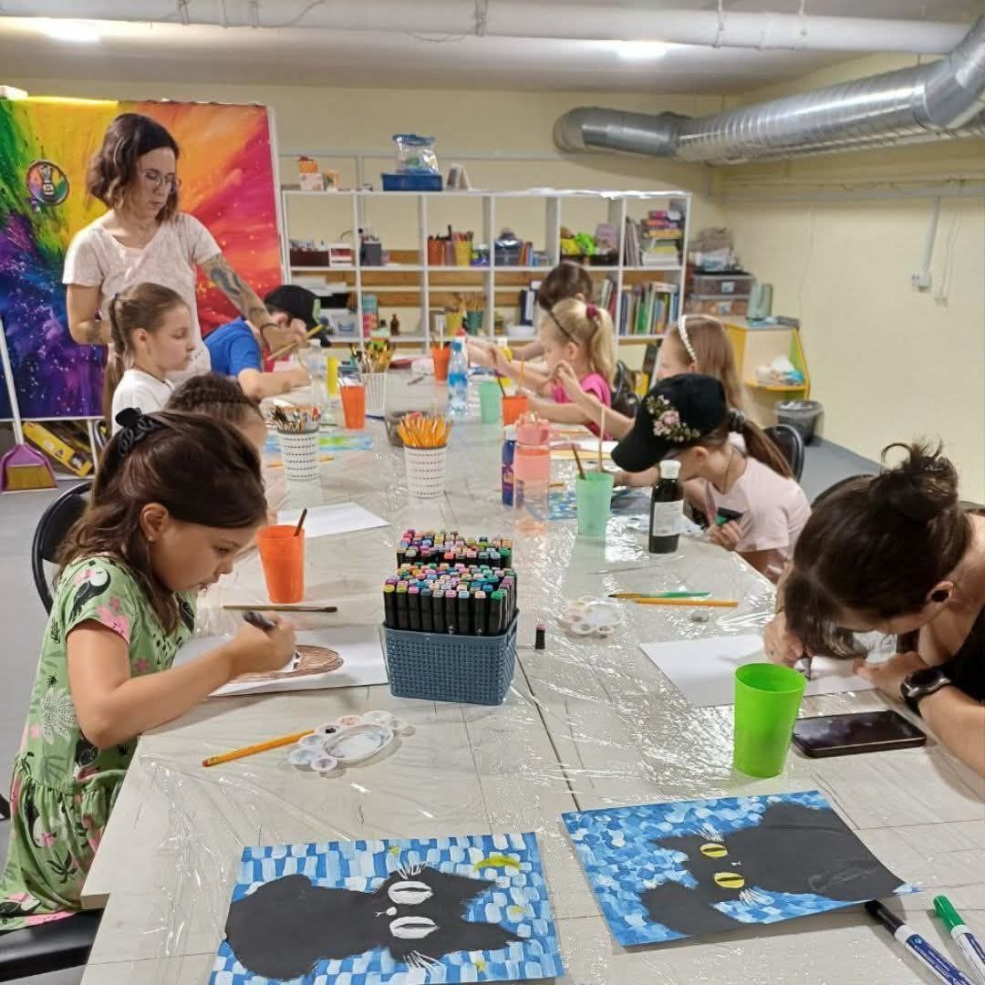 Херсоні, активне, мистецбке, літо, для, херсонських, дітей, творчість, студії, Kids of Color, проєкт, Active Kids Kherson, благодійна, організація, OperationAid, Міністерство, закордонних, справ, Швеції