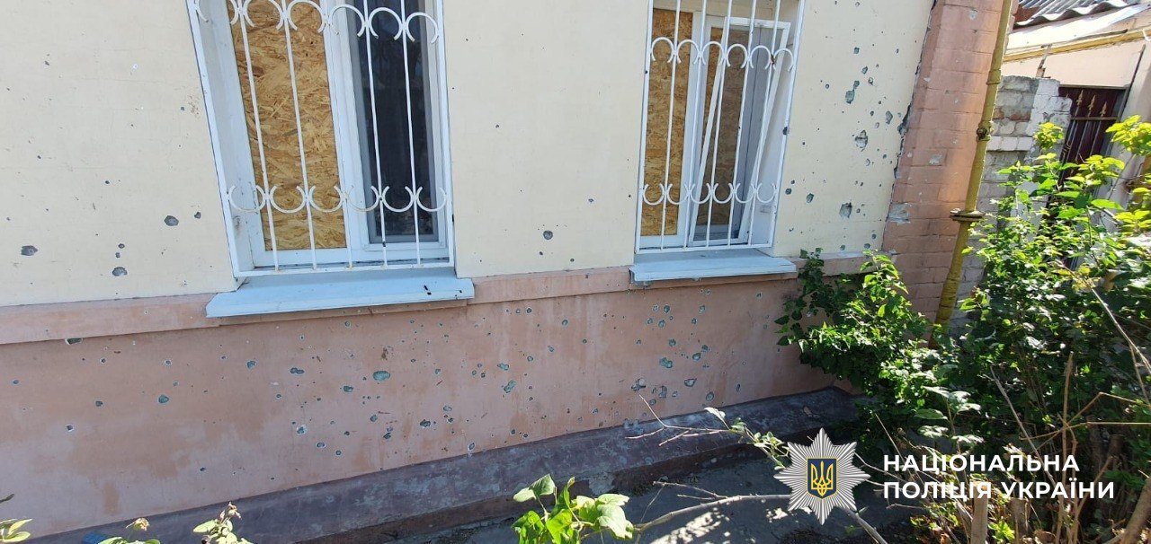 Херсонщину, атакували, російські, війська, двоє, загиблих, 13 поранених, серед, них діти, поліцейські, авіаудар, промзоні, мікрорайону, Корабел, Херсоні