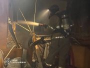 Херсонські рятувальники ліквідували наслідки нічних ударів безпілотників по житлових будинках