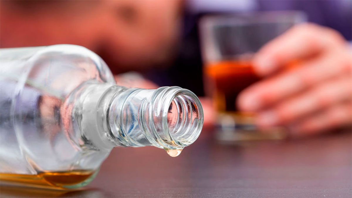 На Херсонщине подростки злоупотребляют спиртным