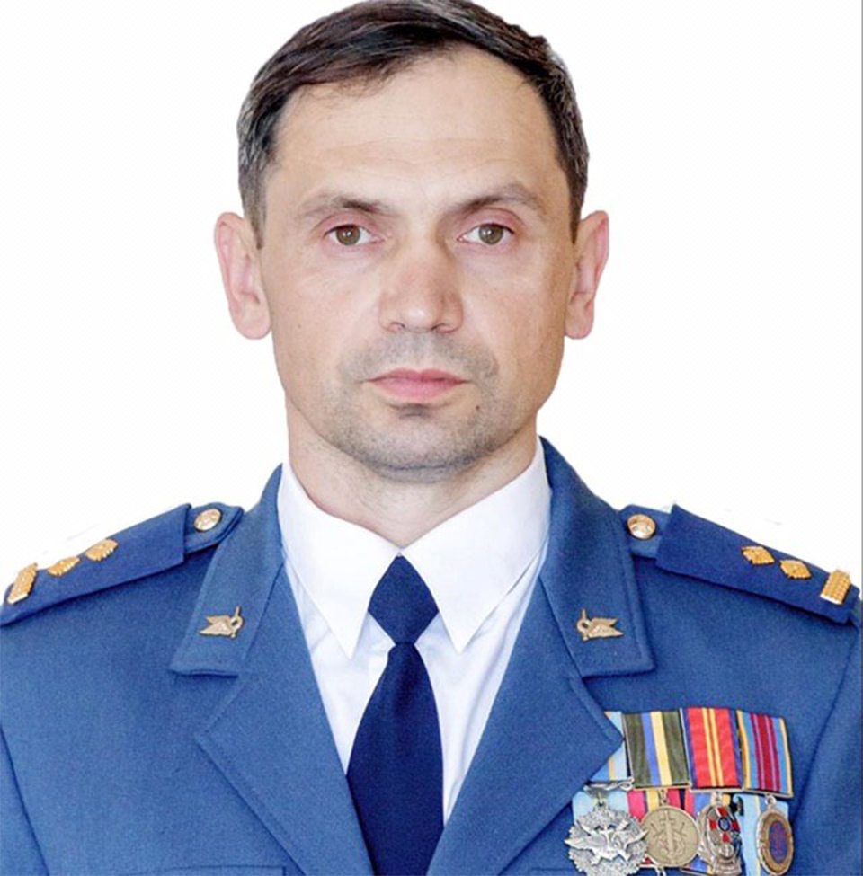 офіцер, села, Коломієць