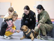 Службові собаки поліції завітали до дітей на Херсонщині