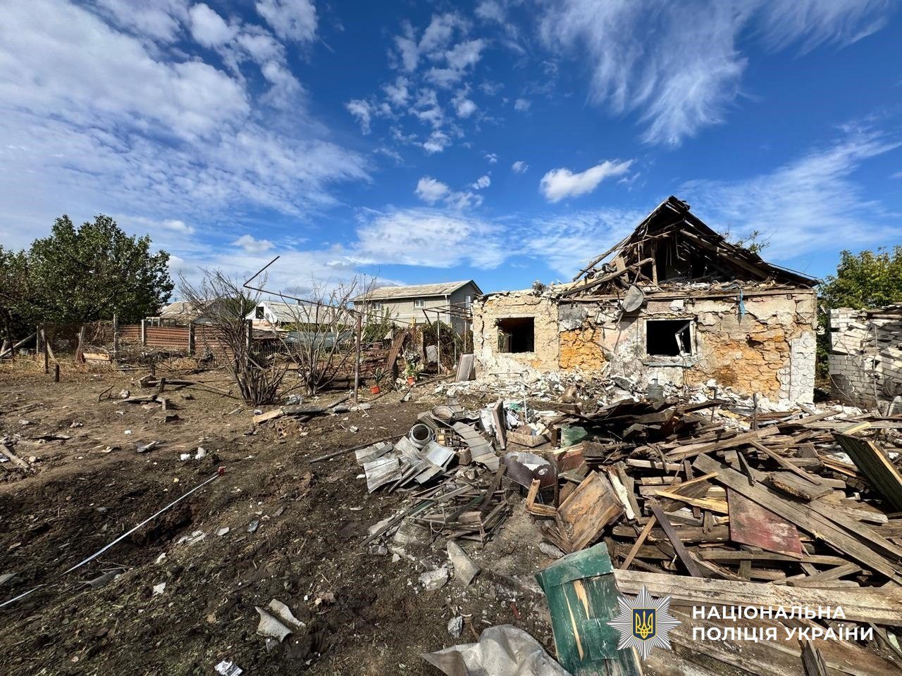 Росіяни, знову, атакували, Херсон, загиблий, поранених, поліцейська, обстрілювали, цивільну, інфраструктуру, Херсонського, Бериславського, районів, артилерії, мінометів, реактивних, систем, залпового, вогню, авіації, дронів