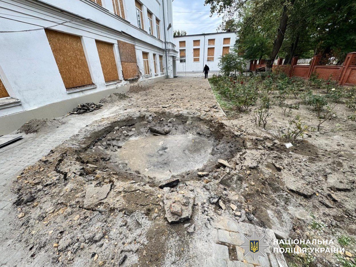 Троє, загиблих, десятеро, поранених, російські, війська, знову, атакували, Херсонщину, обстрілювали, Херсонський, Бериславський, Корабельному, райони, Центральному, районі, Херсона, артилерії, танків, мінометів, реактивних, систем, залпового, вогню, авіації, безпілотників