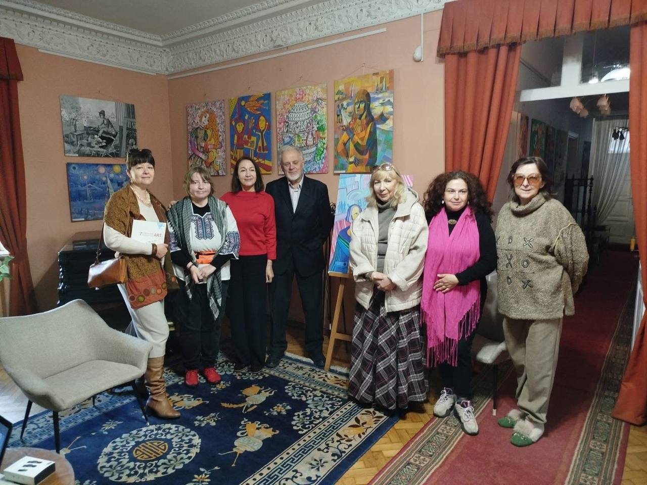 Виставка, дитячих, робіт, Херсона, відкрилася, Києві, Мир нашому дому, До Дня художника України, Київському, літературно-меморіальному, музеї, Максима, Рильського