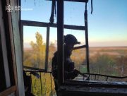 Російський обстріл спричинив пожежу в багатоповерхівці Херсона