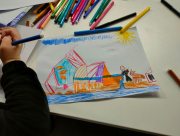 Юні переселенці з Херсонської області створили малюнки-подяки для Нансі