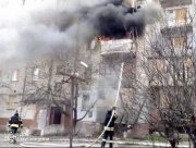 Росіяни вдарили по житловій багатоповерхівці у передмісті Херсона