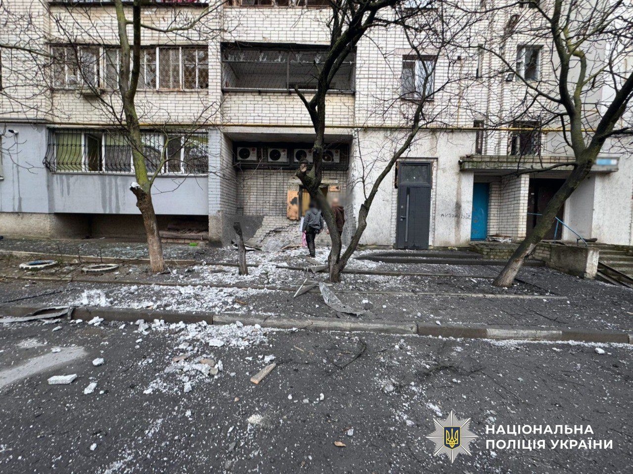 Нові, втрати, Херсонщині, обстріли, одна, людина, загинула, поранених, стає, більше, мікрорайон, Шуменський у Херсоні, Антонівці, під час, артилерійського, обстрілу, загинув, чоловік, Минулої доби, 10 грудня, російські війська, завдали, чергових, ударів, Херсонському, Бериславському, районах, використовуючи, артилерію, РСЗВ, безпілотники, різних типів