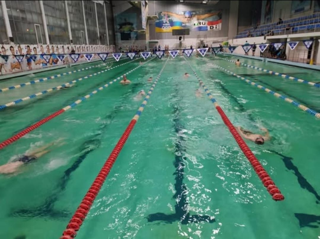 Херсонський параплавець здобув три золоті медалі на Чемпіонаті України