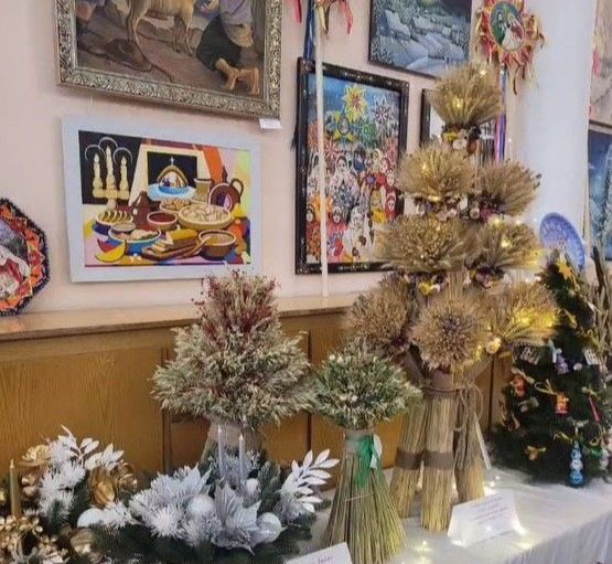 Херсонські,переселенці, Івано-Франківську, різдвяні, традиції, Прикарпаття, новорічно-різдвяних, атрибутів, Дідух, Павук, організований, Науково-методичним, центром, культури, туризму, Прикарпаття, координаційного центру,  Вільні, разом, культурними, установами, Івано-Франківщини, Херсонські центри, Вільні разом, Івано-Франківську, переселенці, Херсонщини, ознайомилися, місцевими, різдвяними, традиціями