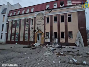 Російські війська зранку обстріляли середмістя Херсона (ВІДЕО)