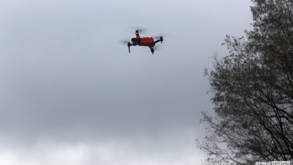 Російські, війська, атакували, цивільну, автівку, Чорнобаївці, поранена, жінка, Бригада екстреної медичної допомоги, Сьогодні, 14 грудня, близько 7:15, російські окупанти, здійснили, атаку, безпілотника, цивільний, автомобіль, Чорнобаївці Херсонської області