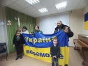 Письменниця та військова Олена Мокренчук стала гостею бібліотеки №1 Херсона